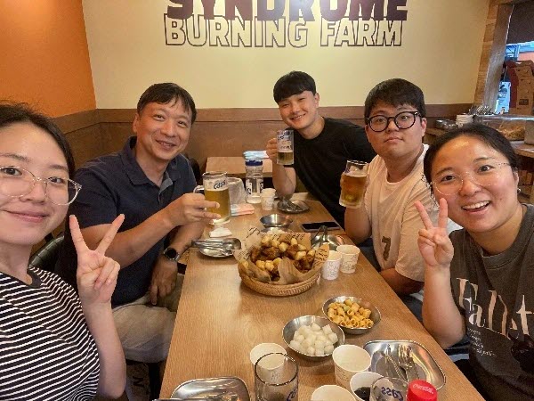 2025년 졸업 축하&입학 축하 회식 대표이미지